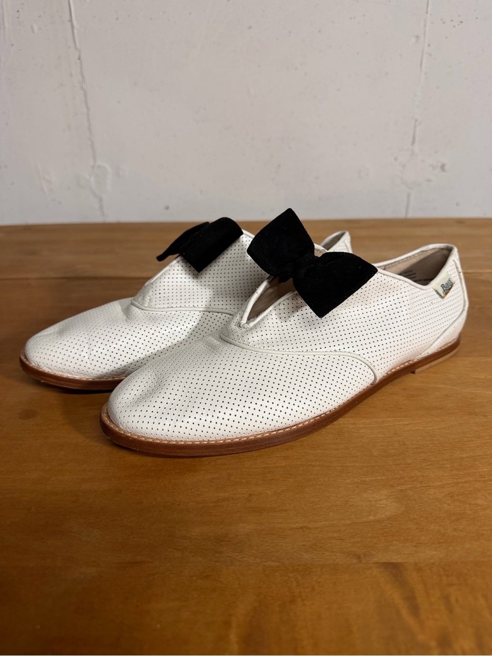 Rachel Antonoff x Bass White Women’s Dress Flats with Black Bow